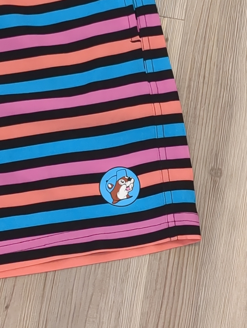 💥 Buc-ees Swim Trunks Mens S Beaver Logo Lined Beach Shorts Striped Pockets EUC